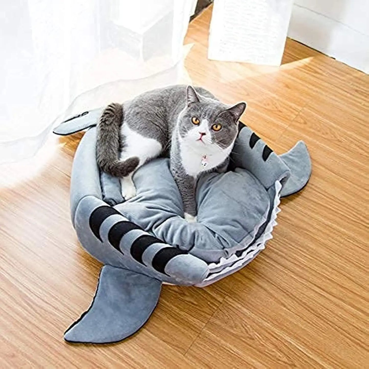 Shark-Shaped Cat Bed: Cozy Cave & Mat for Small Pets, Light Grey